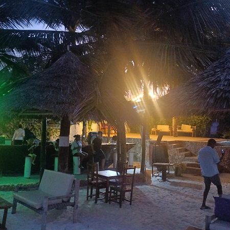 Swahili Palace Zanzibar Пвани Мчангани Екстериор снимка