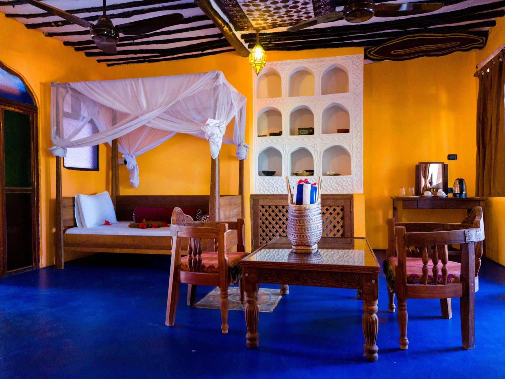Swahili Palace Zanzibar Пвани Мчангани Екстериор снимка