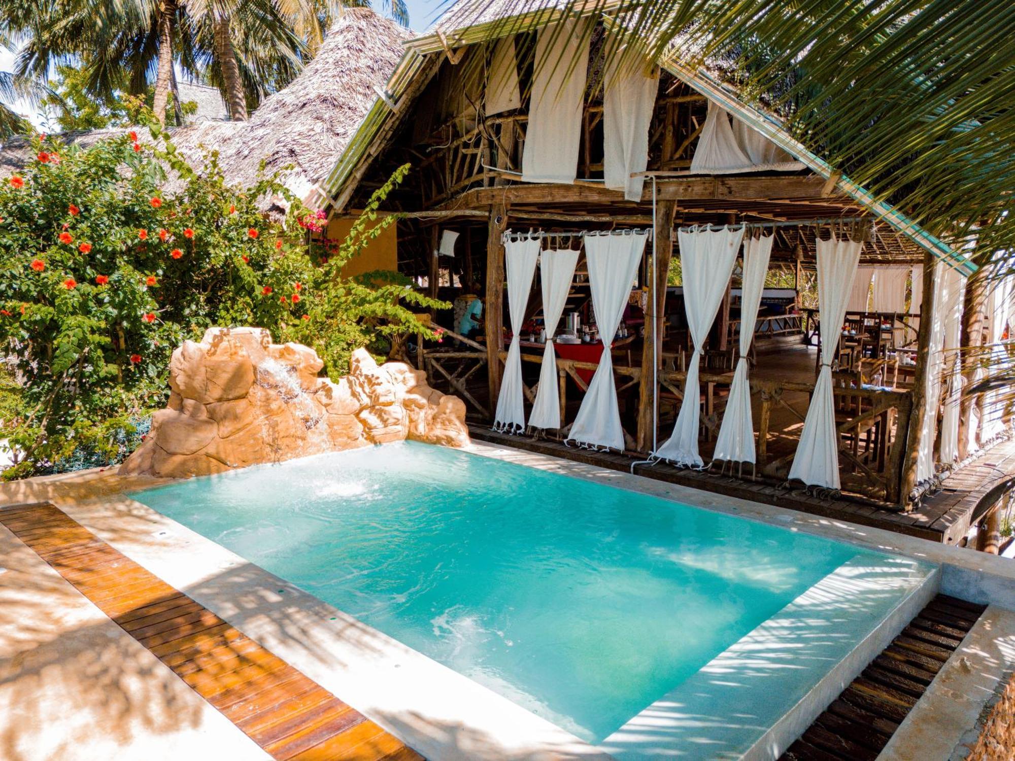 Swahili Palace Zanzibar Пвани Мчангани Екстериор снимка