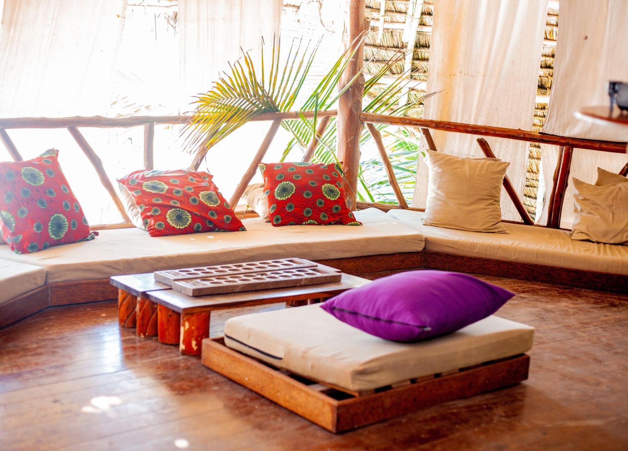 Swahili Palace Zanzibar Пвани Мчангани Екстериор снимка